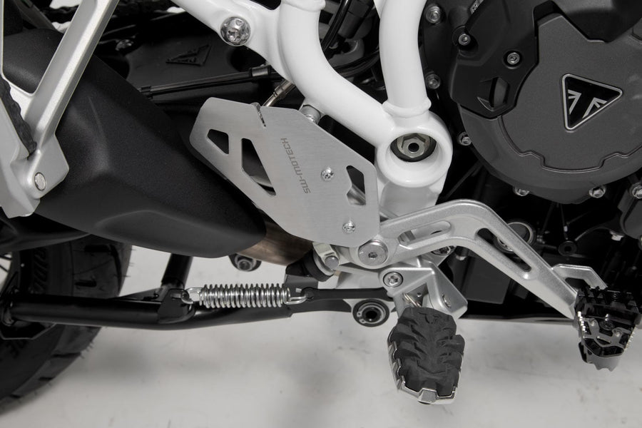 Triumph Tiger 900 [2020-2023] - Brake fluid reservoir protection - picture 6
