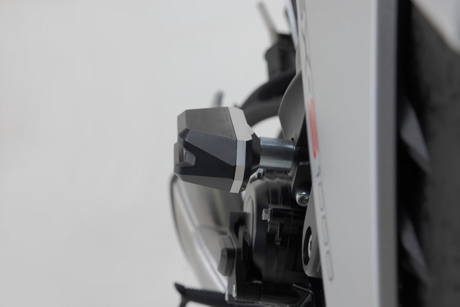 Suzuki GSX-S 1000 [2022-2024] - Crash pad kit - picture 4