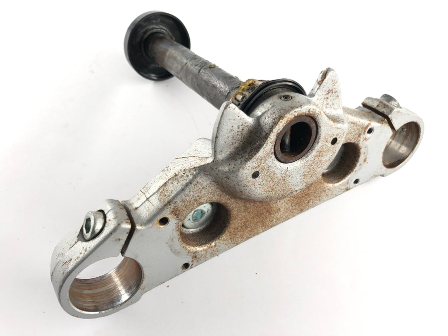 Kawasaki VN 1500 Classic VNT50D [2000] - lower triple clamp