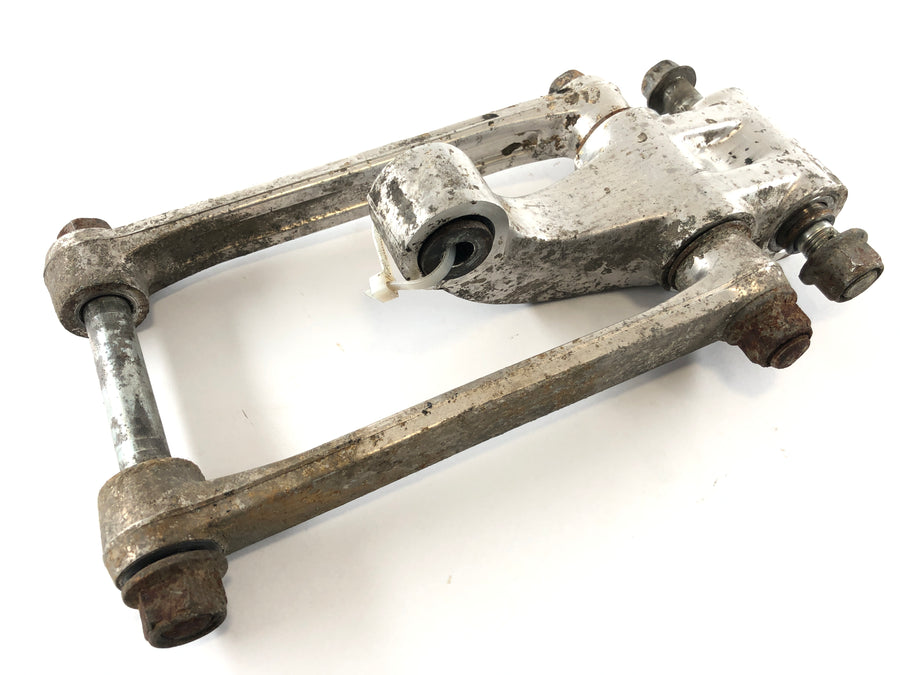Suzuki GSX-R 1100 GV73B [1991] - rocker arm shock absorber bone