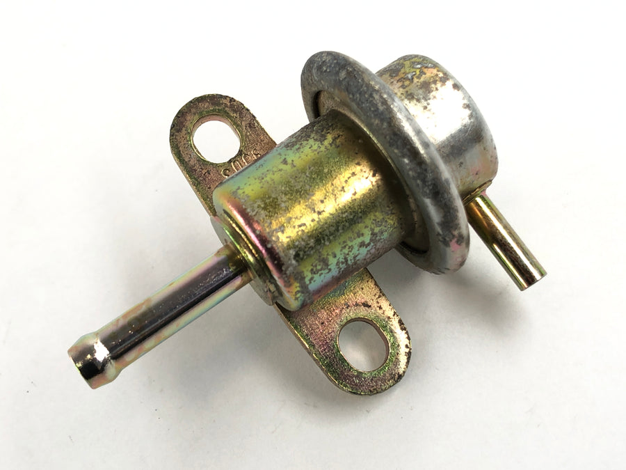 Can Am Spyder SM5 [2009] - Fuel pressure regulator