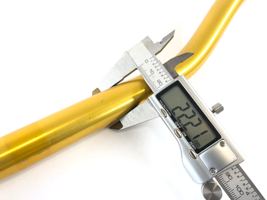 Suzuki DR 250 SJ41A [1982] - Handlebars