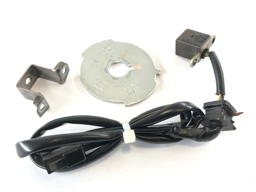 Kawasaki ZRX 1200 S ZRT20A [2003] - Pickup pulse generator