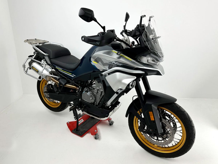 CF Moto 800 MT Touring [2022-2026] - Sport Windshield - View 10