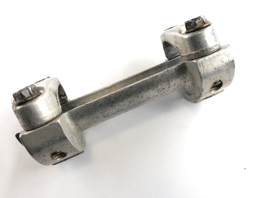 Husaberg FE 501 [2002] - Handlebar mount handlebar holder