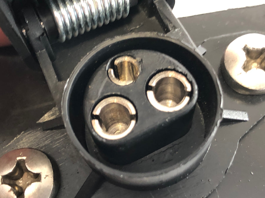 Kawasaki ZRX 1200 S ZRT20A [2003] - 12 Volt socket
