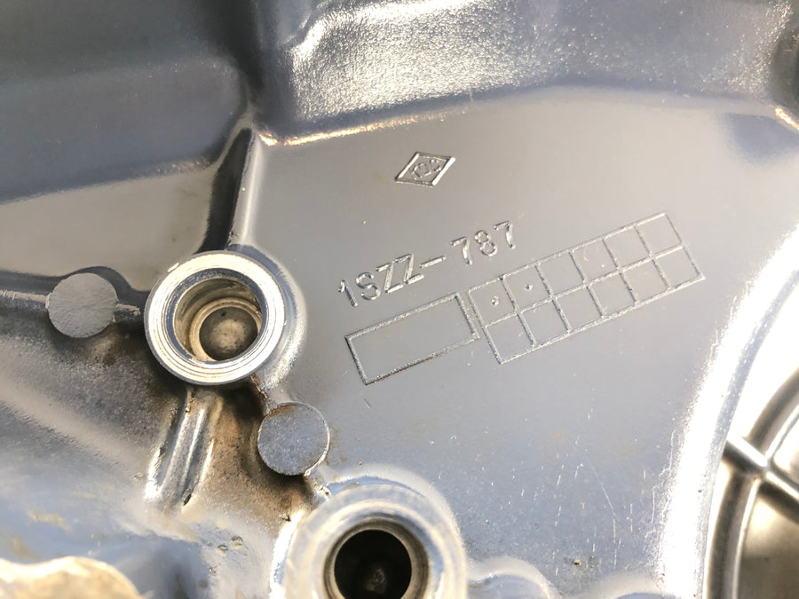 Suzuki DR 750 S SR41B [1988] - Alternator cover engine cover