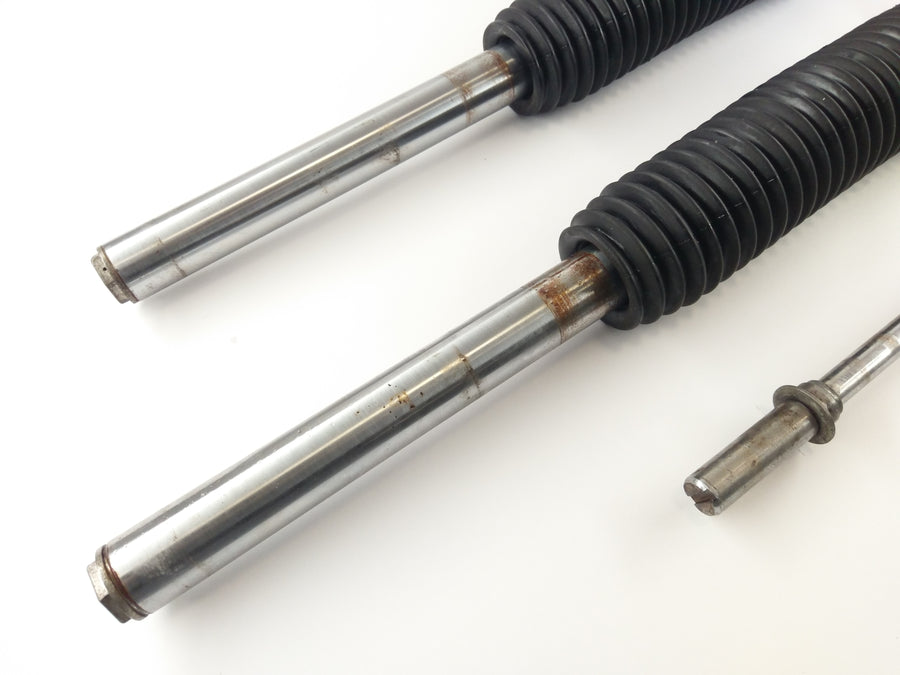 Moto Guzzi V65 TT [all years] - Fork Telescopic fork with axle